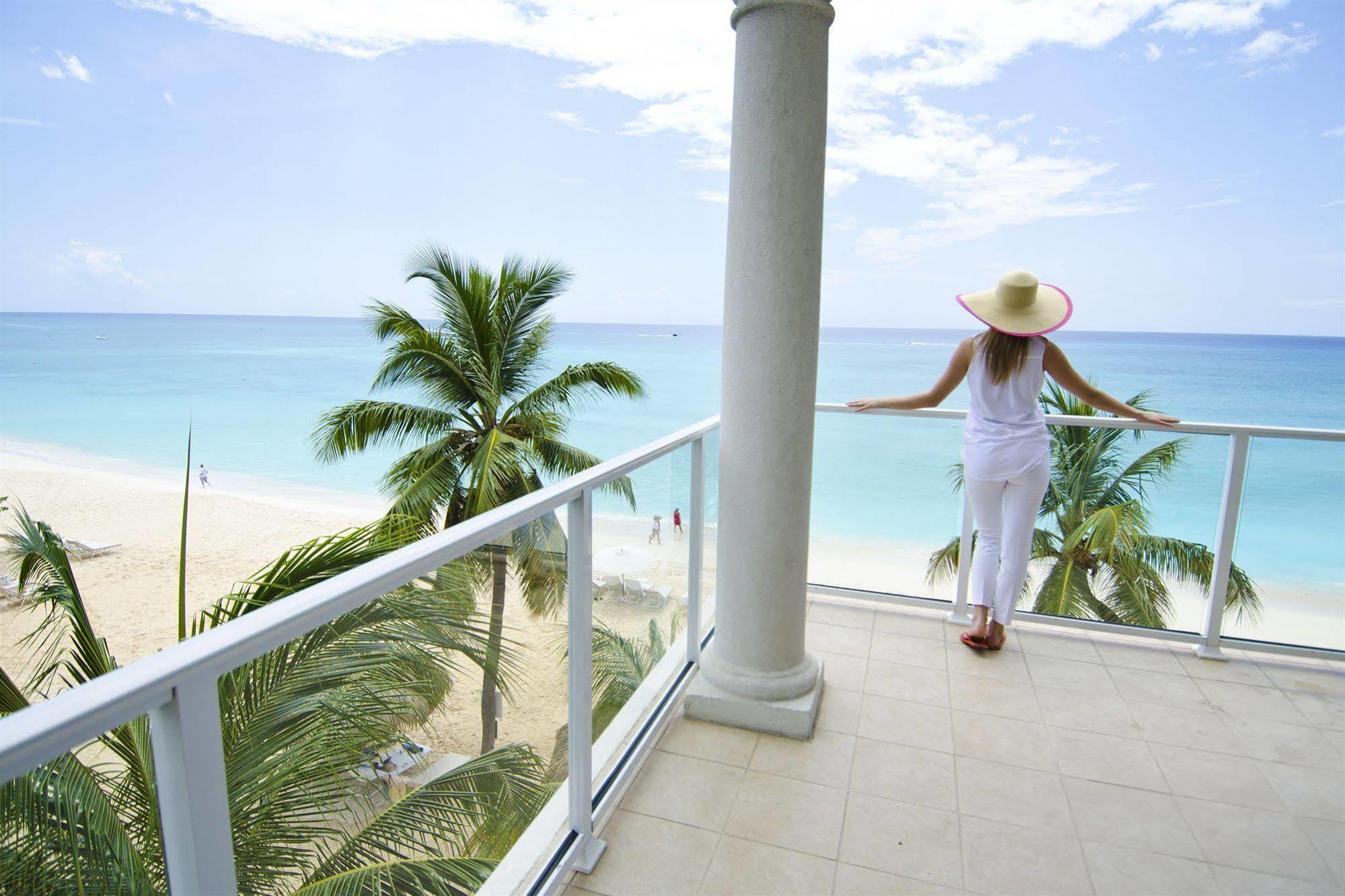 Dog City Caribbean Club Boutique Hotel, Grand Cayman מראה חיצוני תמונה